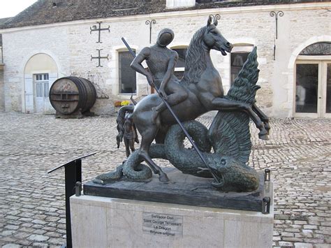  La Plaque en Bronze de Saint Georges! Un Trésor Éthiopien du Douzième Siècle